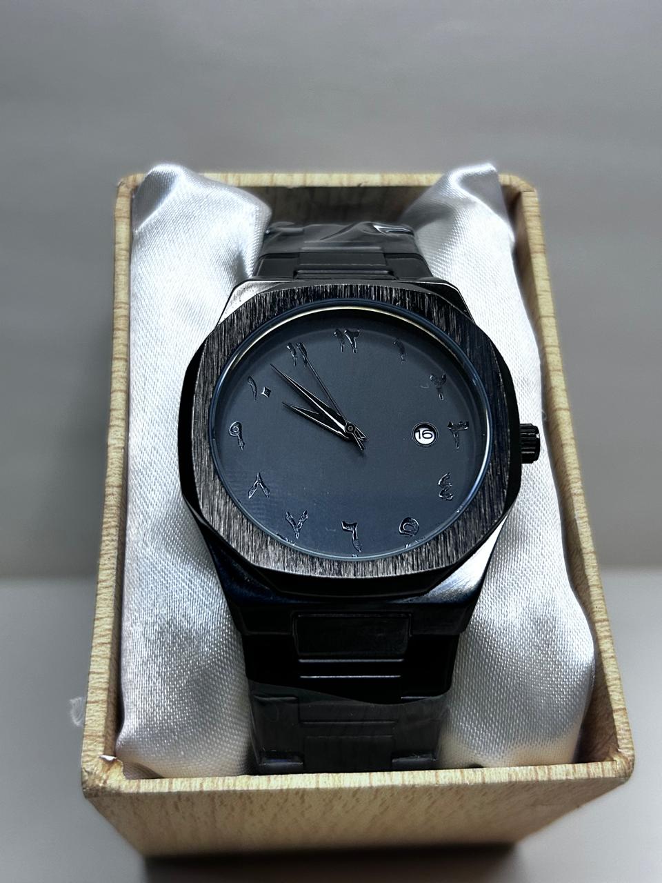 Premium Black Aura Watch - Elegant Timepiece