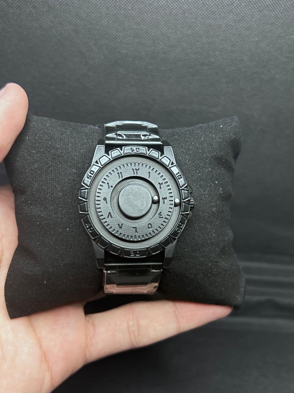 Unique Circular Dial Watch - Rotating Bezel Steel Timepiece
